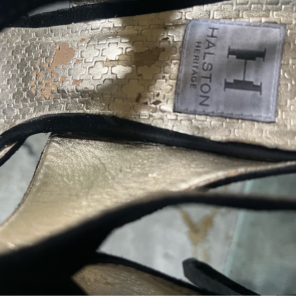 Rare Vintage Halston Heritage Black Suede Heels- size 11 - Picture 5 of 7